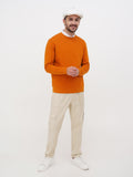 Man standing white linen newsboy cap full outfit